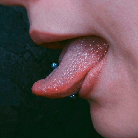 Пирсинг языка